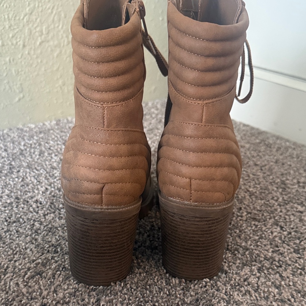 G by Guess Tan Lace-Up Ankle Boots - Picture 6 of 9